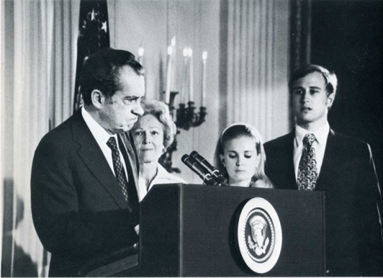 Nixon-Resignation-Harry-Benson-551x400