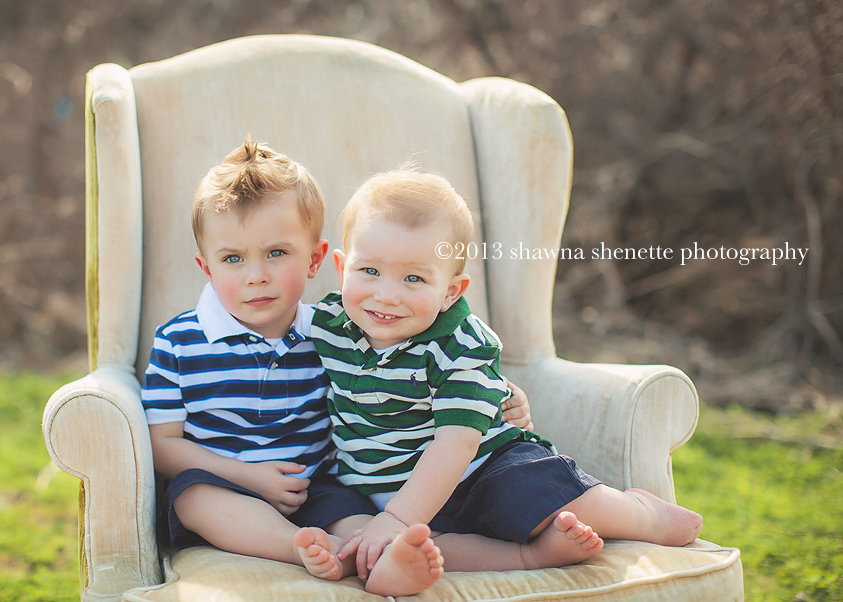 Best Massachusetts Child Photographer Worcester Millbury Auburn Outdoor Child Portraits Brothers One-Year Photos
