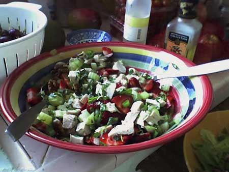 chicken-strawberry salad