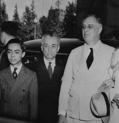 Image result for FDR greets Quezon at train station 1942