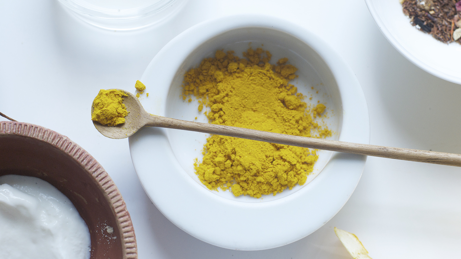 Brightening Fresh Coconut & Turmeric Face Mask — Good Living is Glam Sage  Smudging