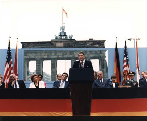 Cold War reading - Reagan-Berlin Wall.jpg