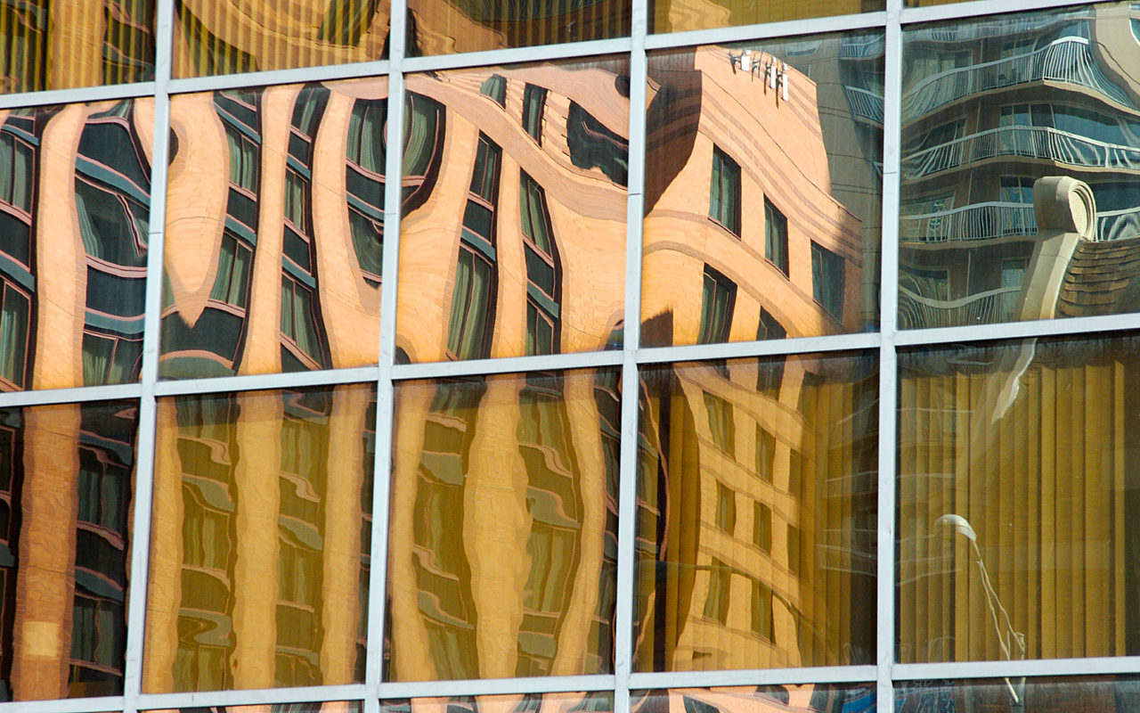 03-27-09-reflections-of-chicago