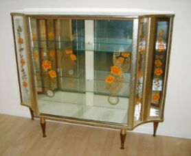 Autumn Floral 1960 S Display Cabinet The World Of Kitsch