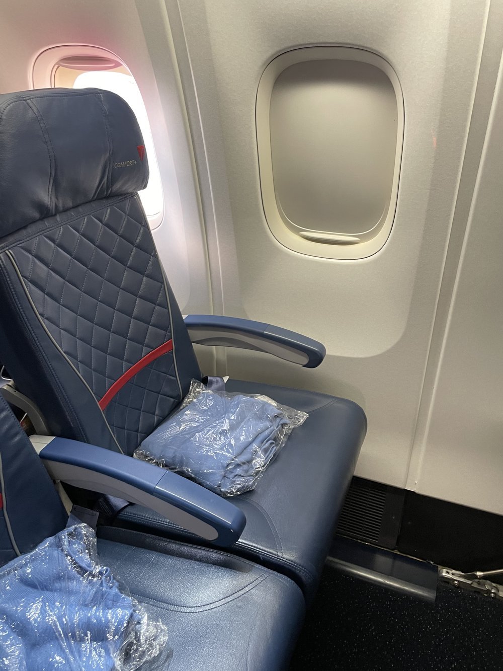 DELTA COMFORT+ REVIEW, What is Comfort Plus & is it worth the extra money?
