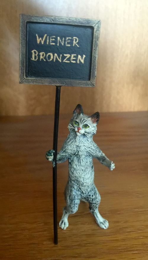 Vienna Bronze Wiener Cat