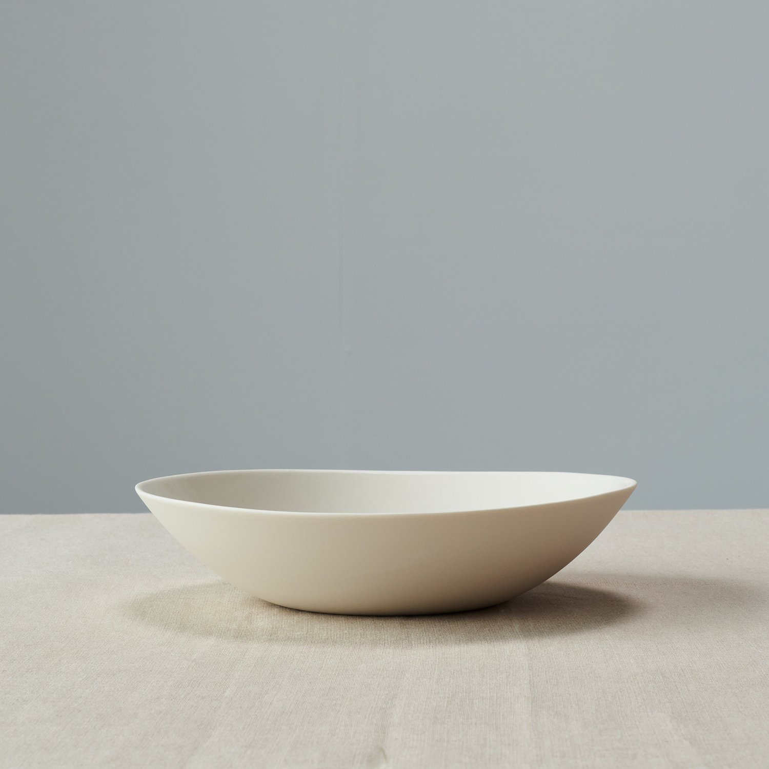 25cm Serving bowl — Sue Pryke