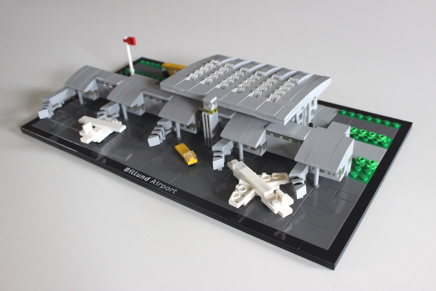 Hilsen Regnskab peregrination Billund Airport - BrickNerd - All things LEGO and the LEGO fan community