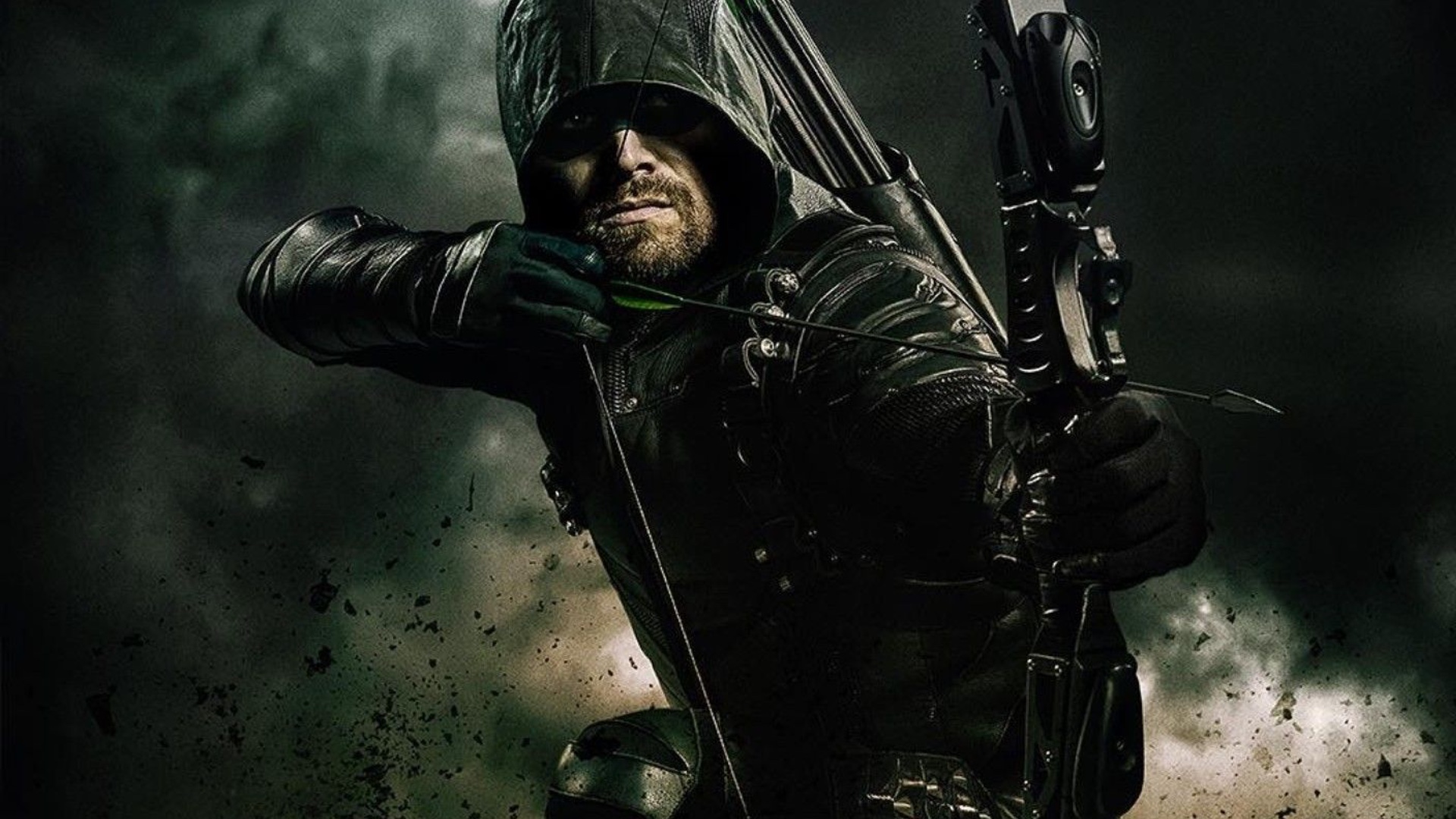 A Vigilante is Impersonating The Green Arrow in New Trailer For