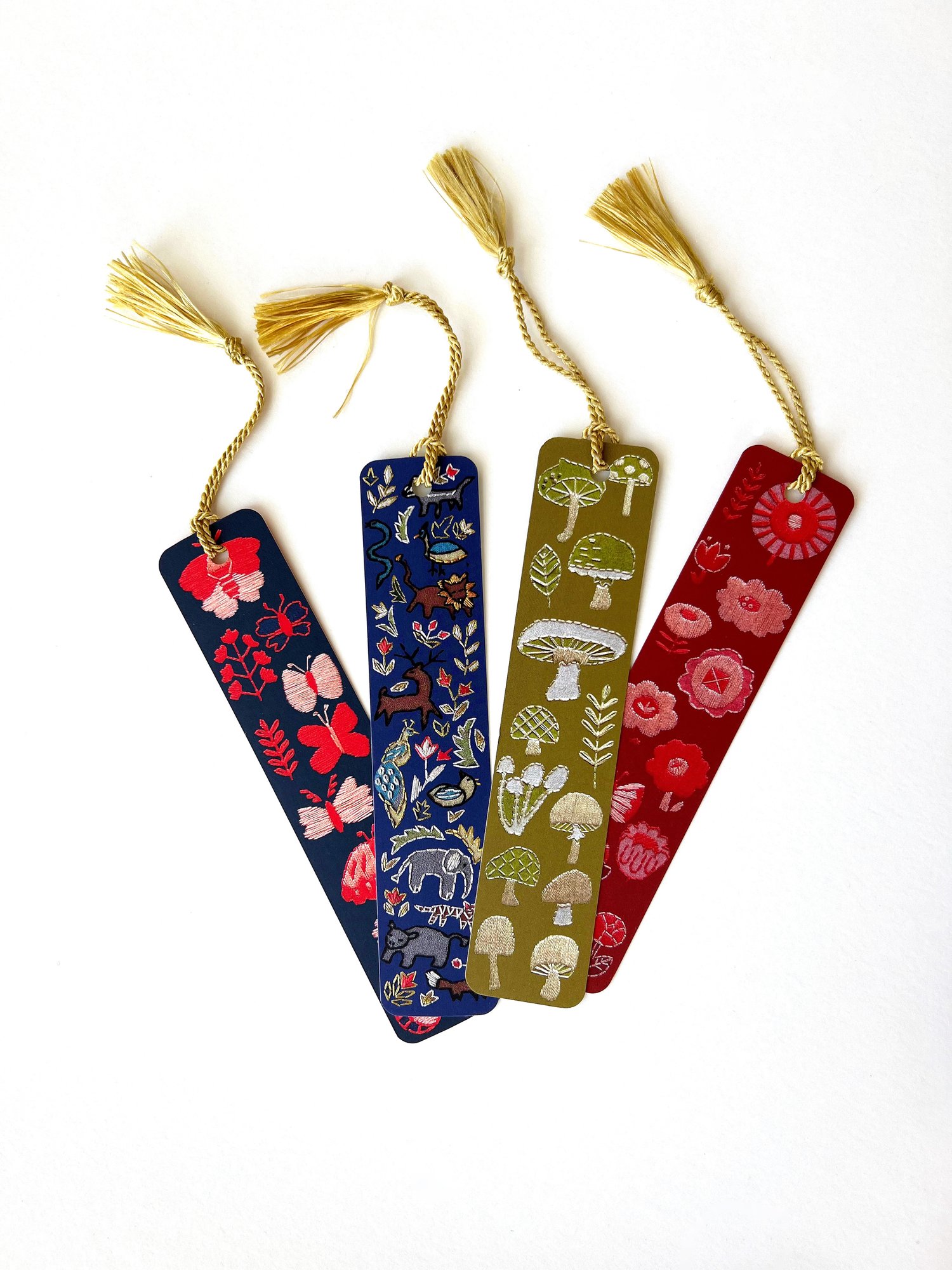 Wholesale AHADEMAKER 1 Set Rectangle Wood Bookmarks with Tassels 