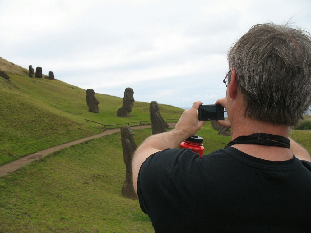 Taking pictures of Moai