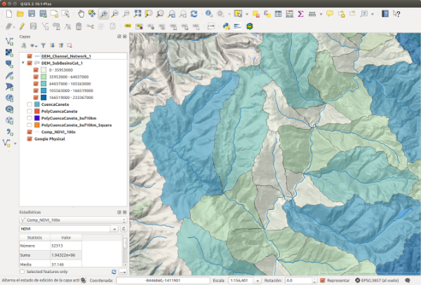 Interfase de QGIS 2.10 con datos para una cuenca andina