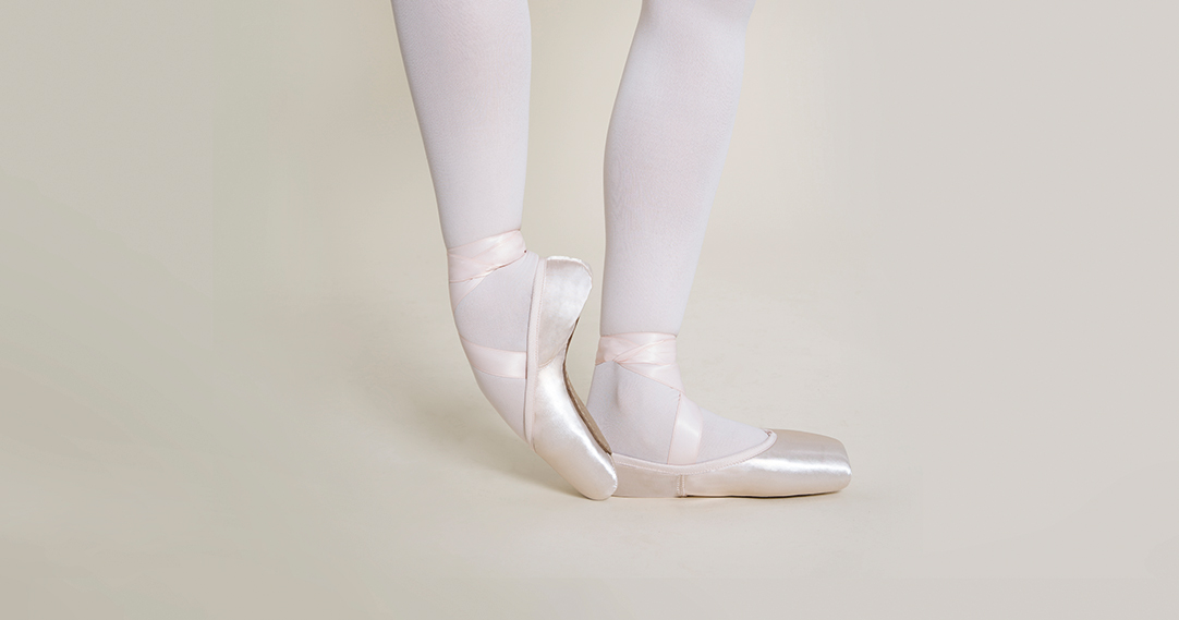 ballerina arched feet