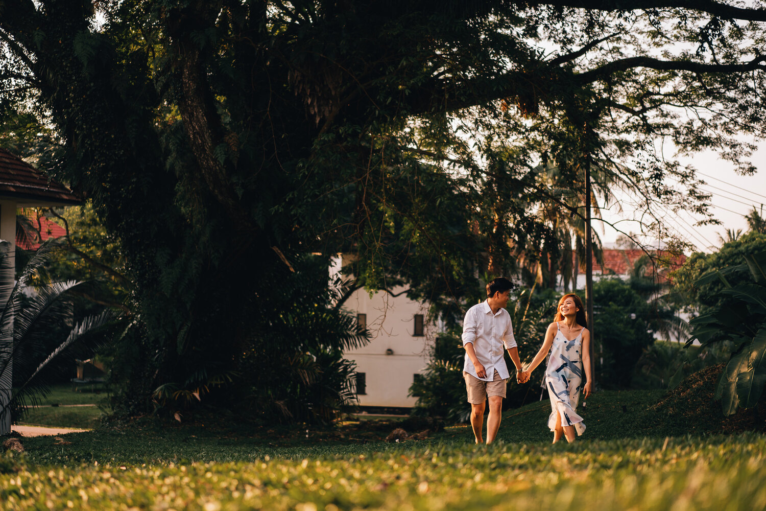 C & XL's casual shoot at Portsdown Road estate and water tower — juxtapose pix | Singapore Pre-wedding & Actual day photography