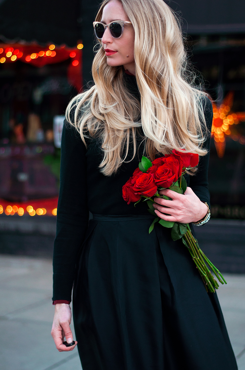 Classic and Feminine Valentine's Day Outfit Ideas