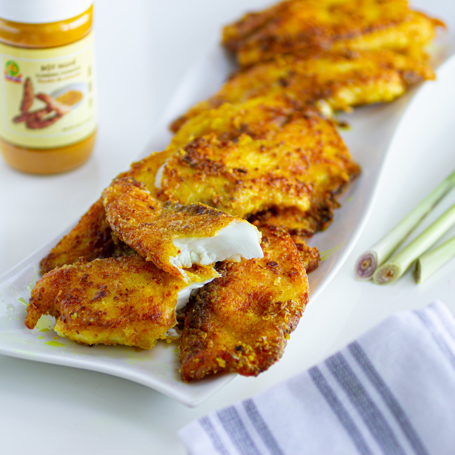 Crispy Pan-Fried Red Tilapia Fish Recipe (Cá Diêu Hồng Chiên Giòn) — Vicky  Pham