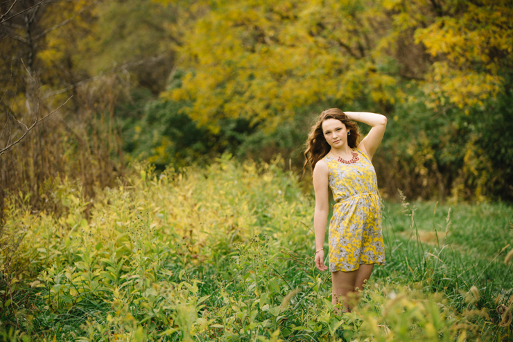 fall senior girl photography by meredith washburn