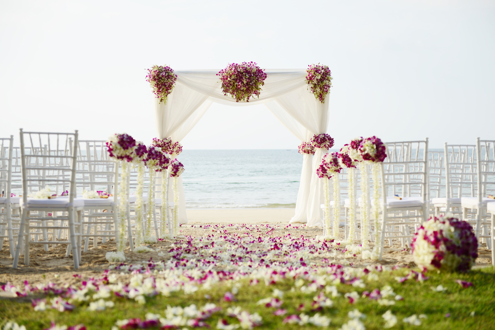 beach wedding chair rentals