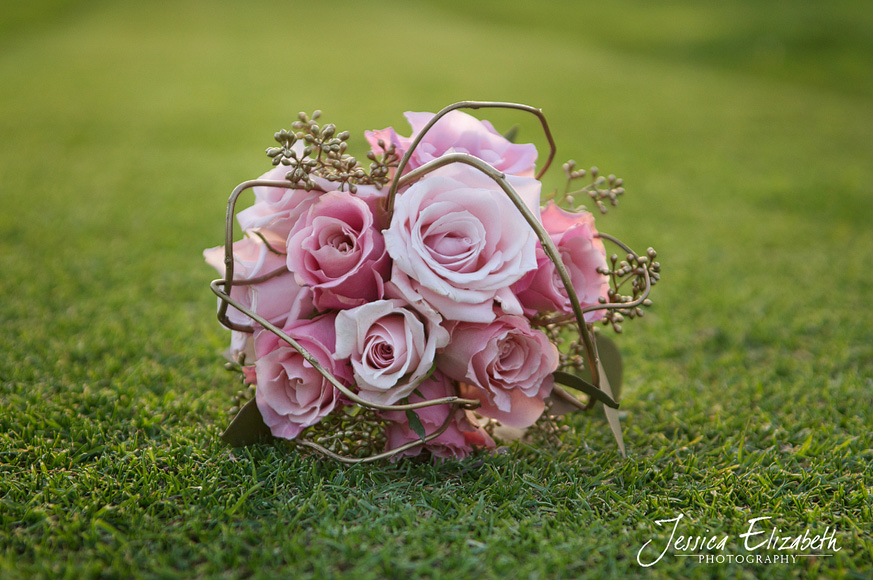 Jessica_Elizabeth_Photography_Pixie's_Petals_Gold_Pink_Bouquet.jpg