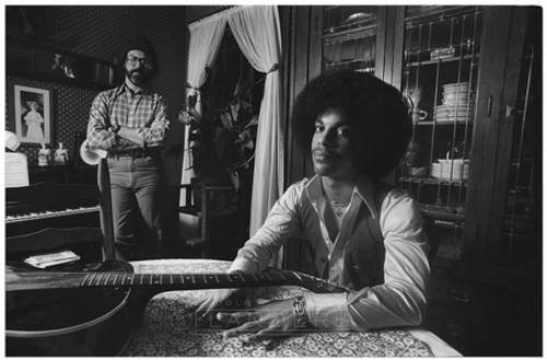 PRINCE WITH PRODUCER GARY LEVENSON IN OWEN HUSNEY’S MINNEAPOLIS HOME