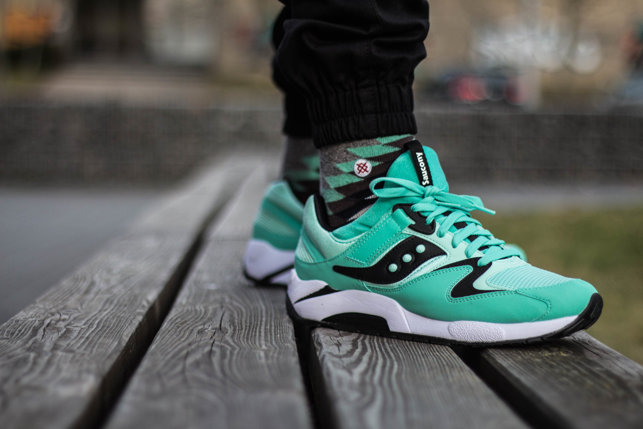 Deal of the Day: Saucony GRID 9000 
