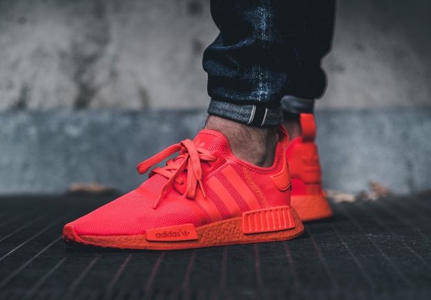solar red nmds