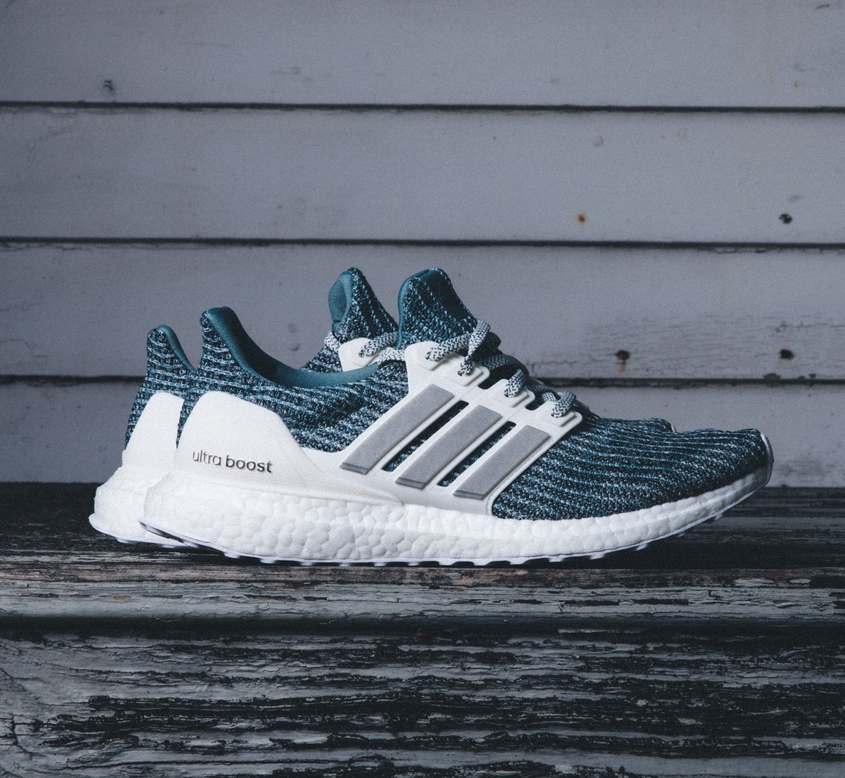adidas ultra boost 4.0 parley running white