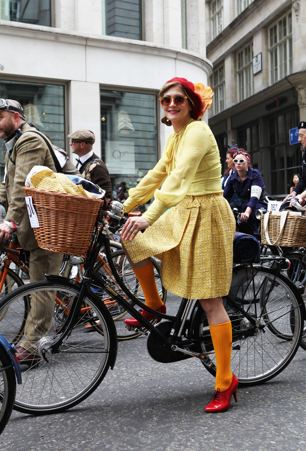 Tweed-Run-London-2014-Bike-Pretty-Most-Dashing-Dame-Bike-Fashion-Photo-Kelly-Miller-6
