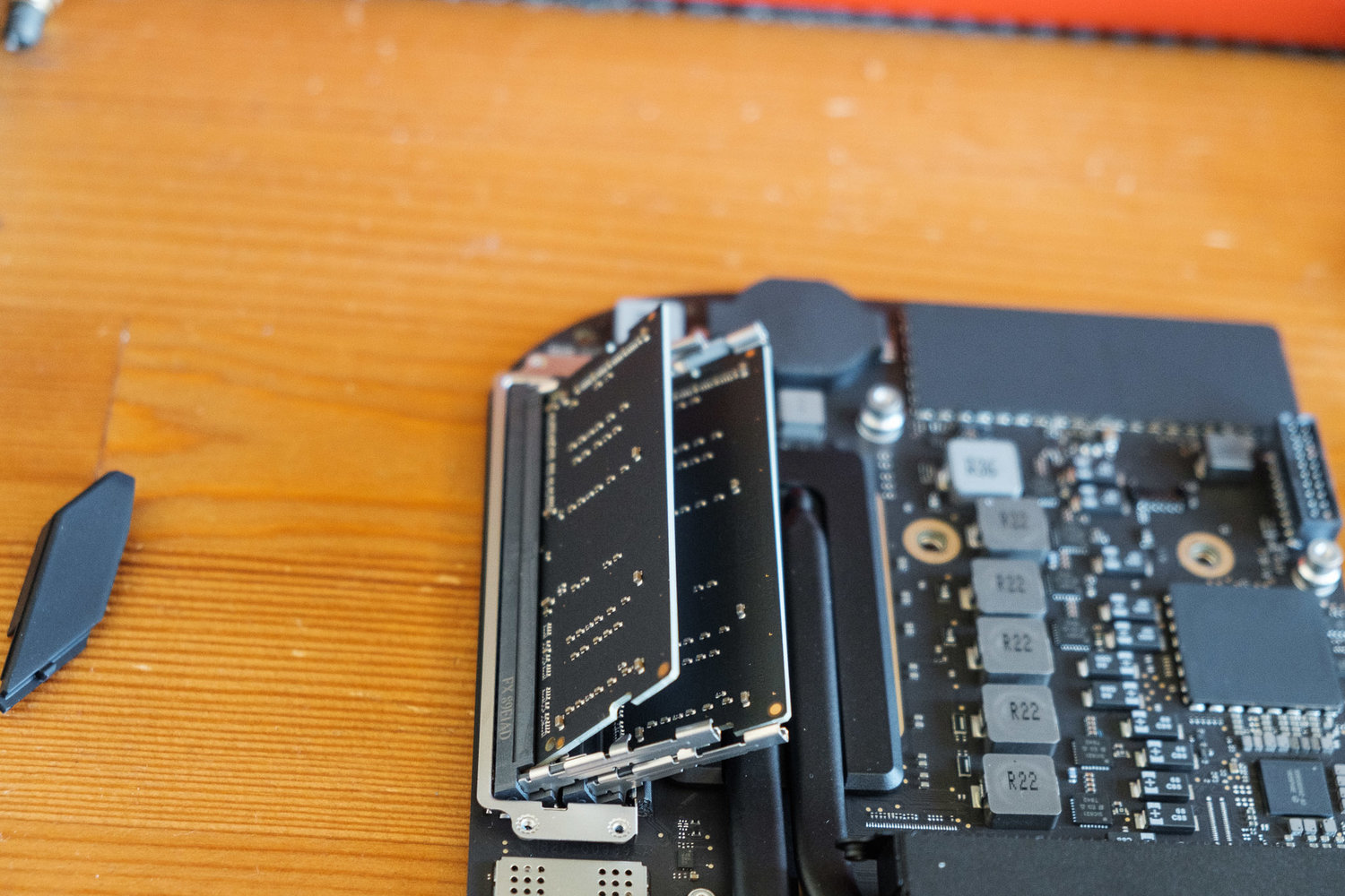 undergrundsbane mineral Ødelægge How to replace the RAM in a 2018 Mac Mini — Trung Hoang Photography
