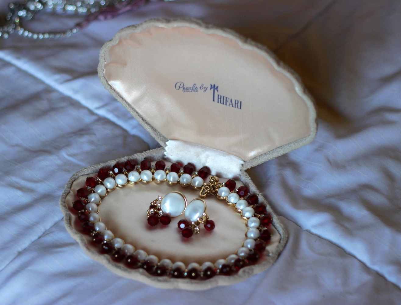 vintage pearl set