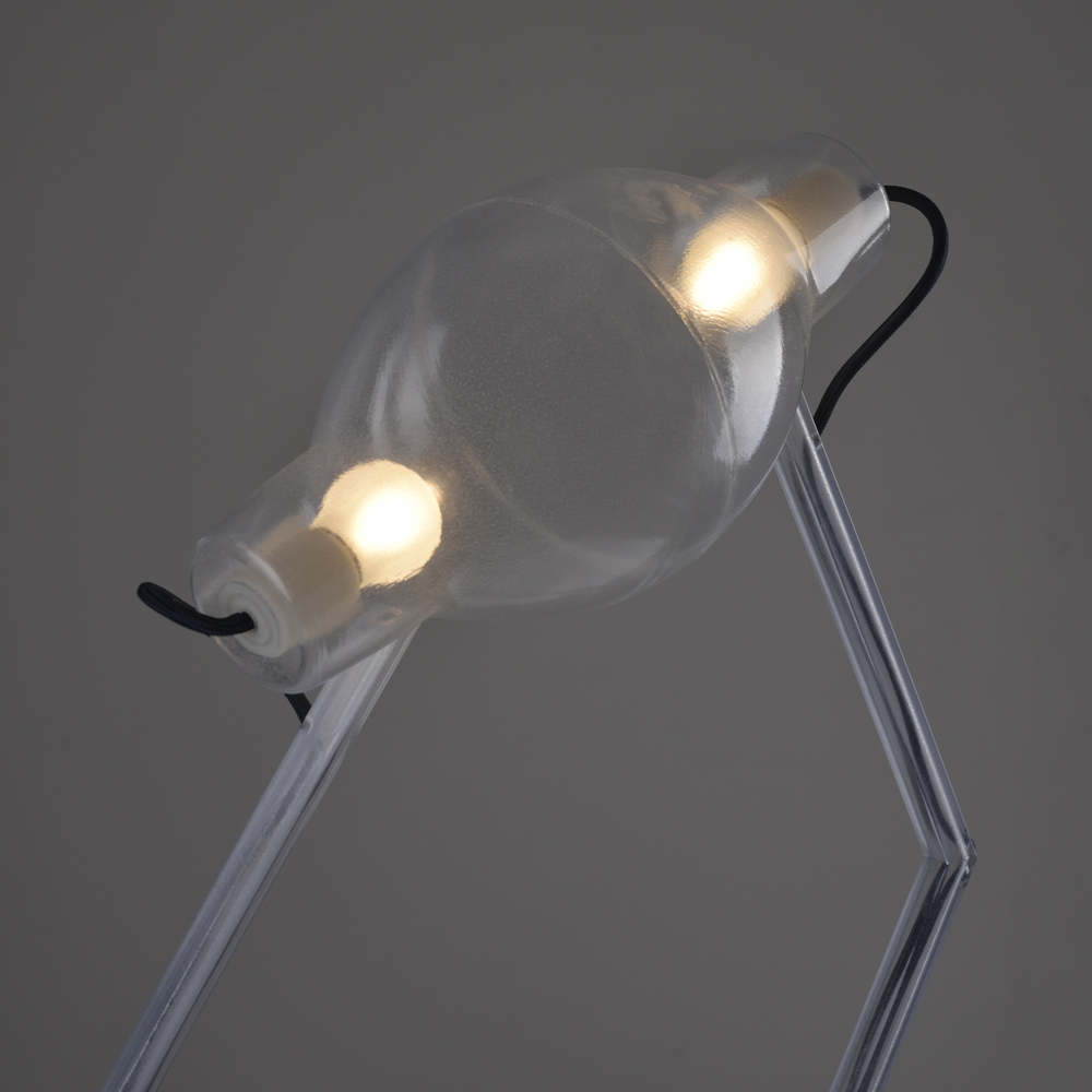 Detail of Love Lamps. image courtesy from Sandro Lominashvil