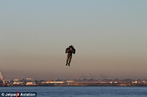 2E48E2AD00000578 3311251 image a 18 1447116854883 - The Worlds First Jetpack is Finally Here!