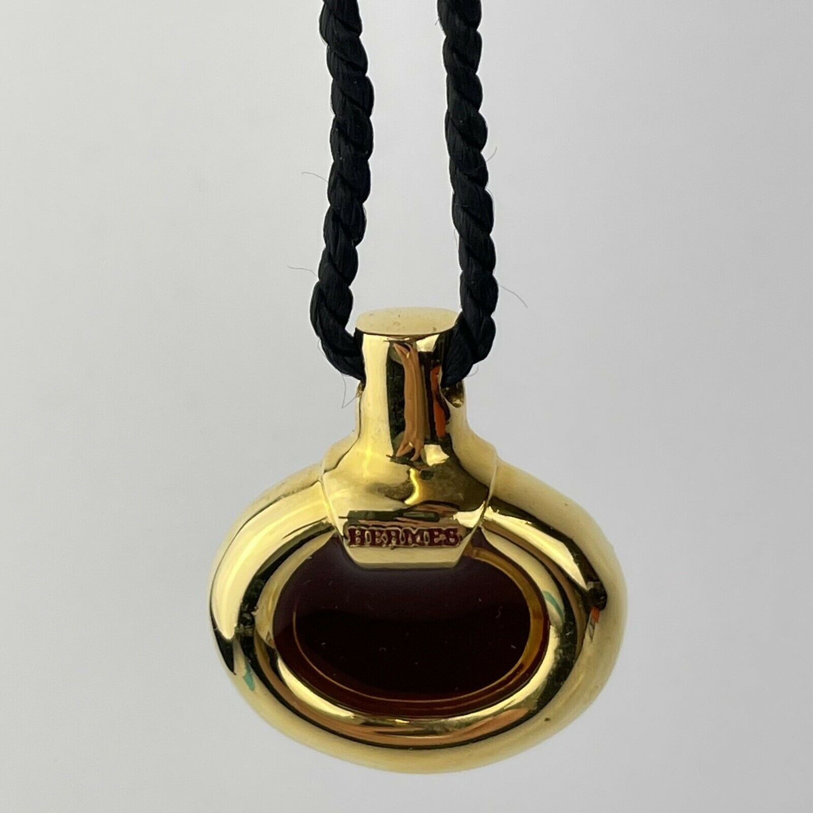Vintage Hermes Perfume Bottle Necklace Gilt Metal Parfum D Hermes Paris  Maroon — Wheeler Antiques