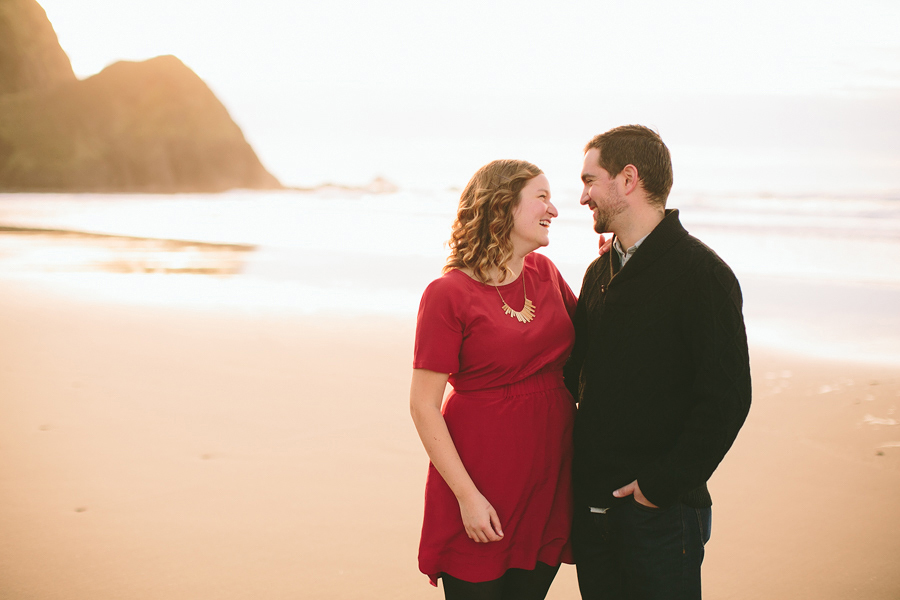 Lincoln-City-Engagement-Photographs-007