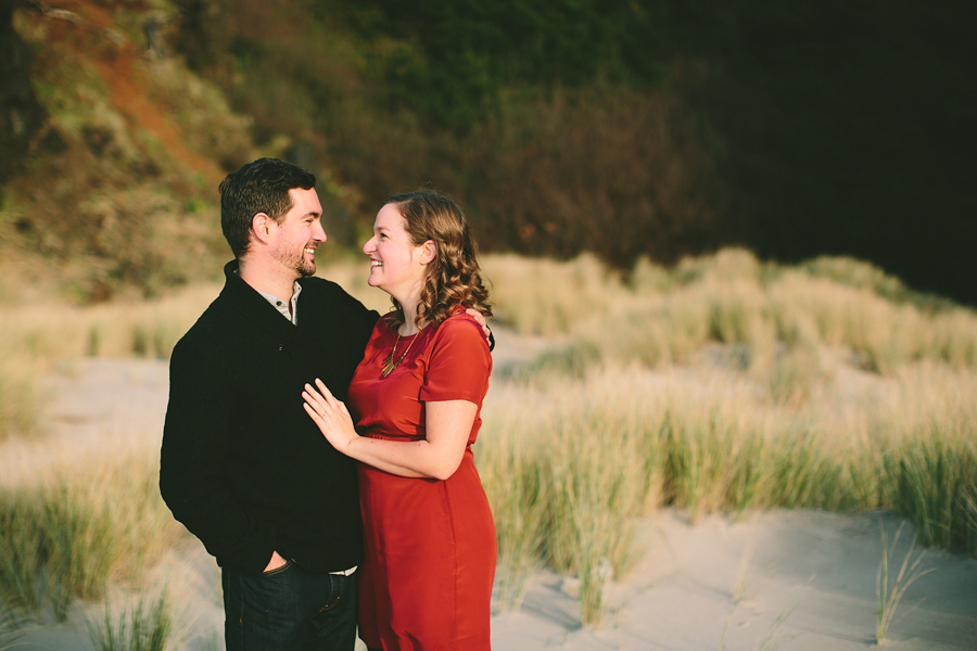 Lincoln-City-Engagement-Photographs-018