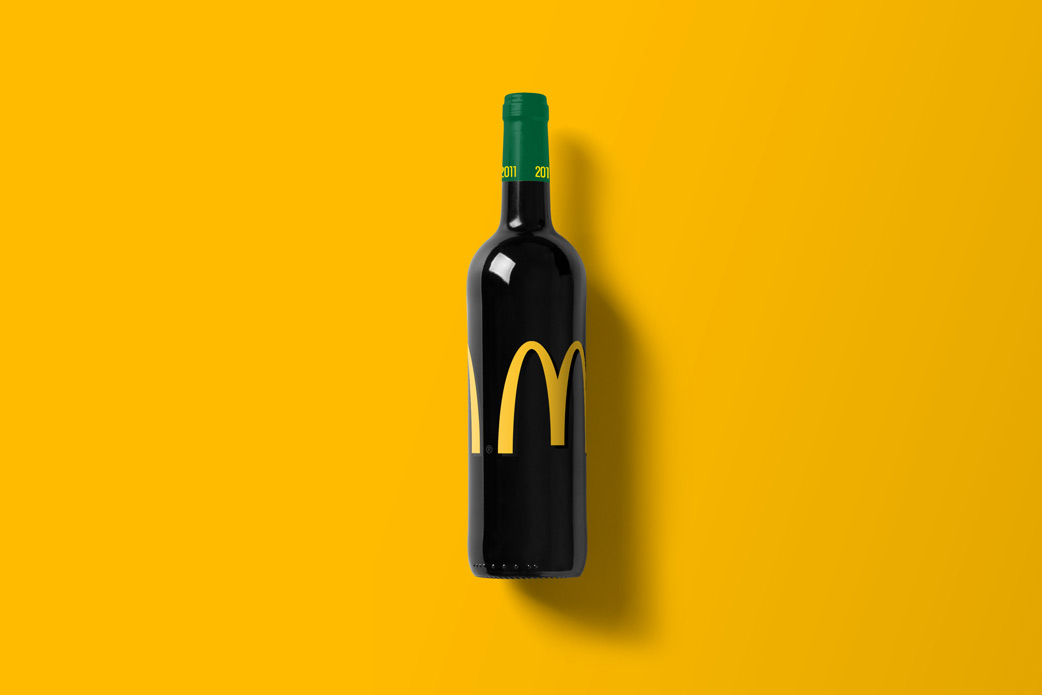 Wine-Bottle-Mockup_Mc-do.jpg