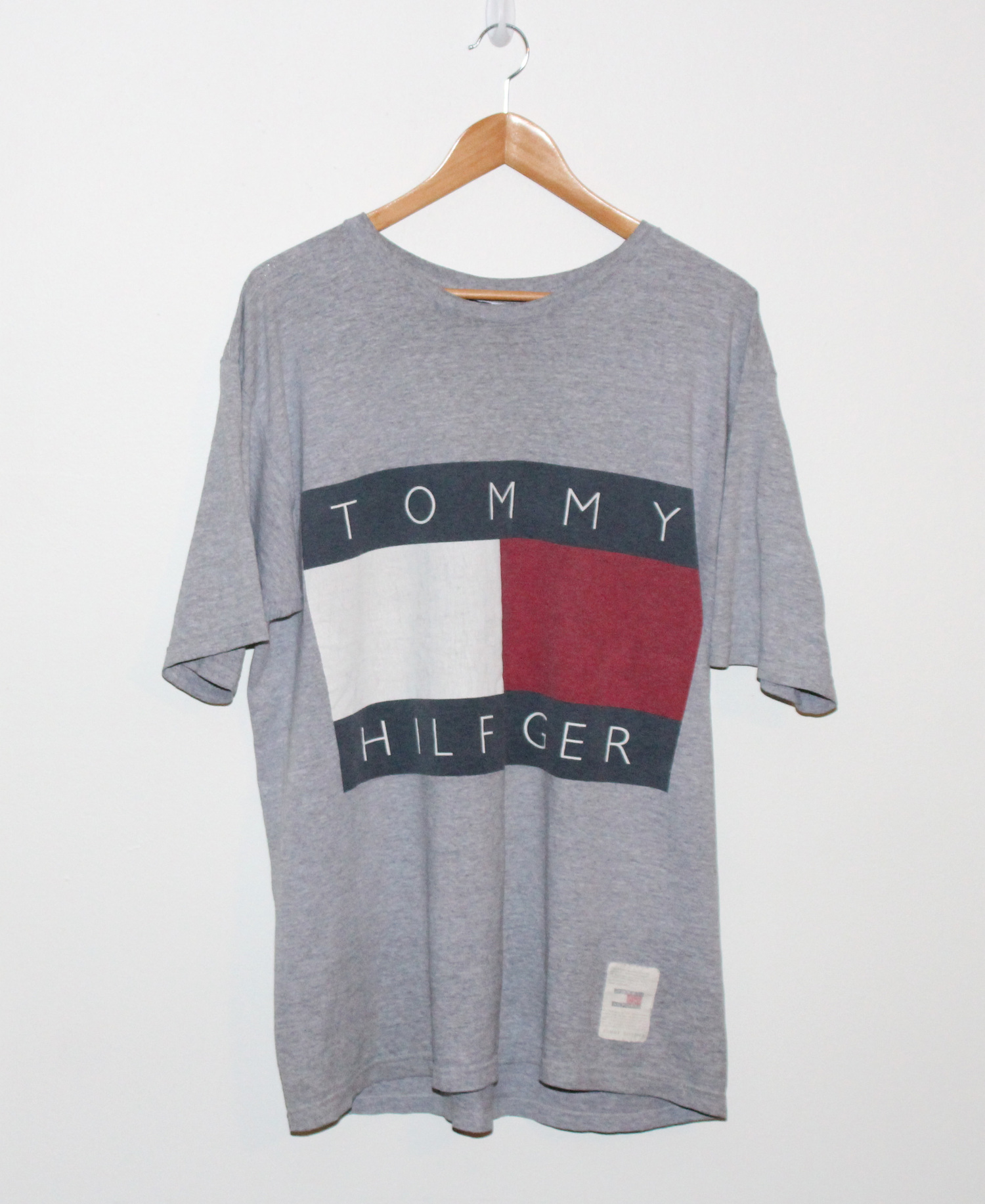 Vintage Tommy Hilfiger Big Logo Heather Grey T Shirt (Size L) — Roots