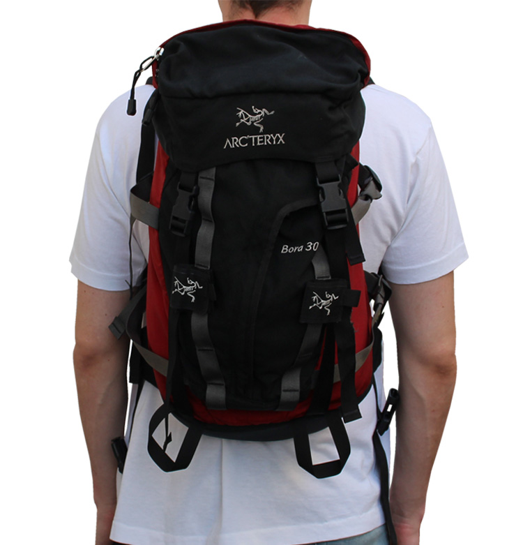 Vintage Arc'Teryx Bora 30 Technical Black / Red Backpack (Size M/30 Liters)  — Roots