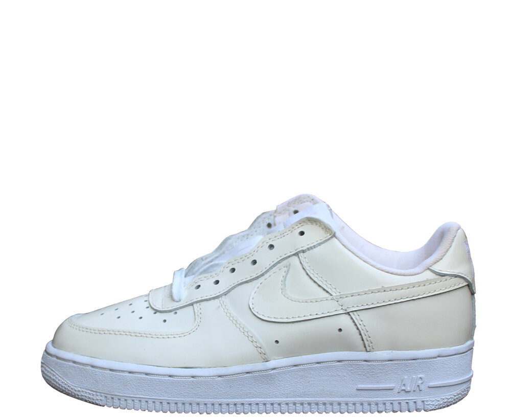 white air forces size 3.5