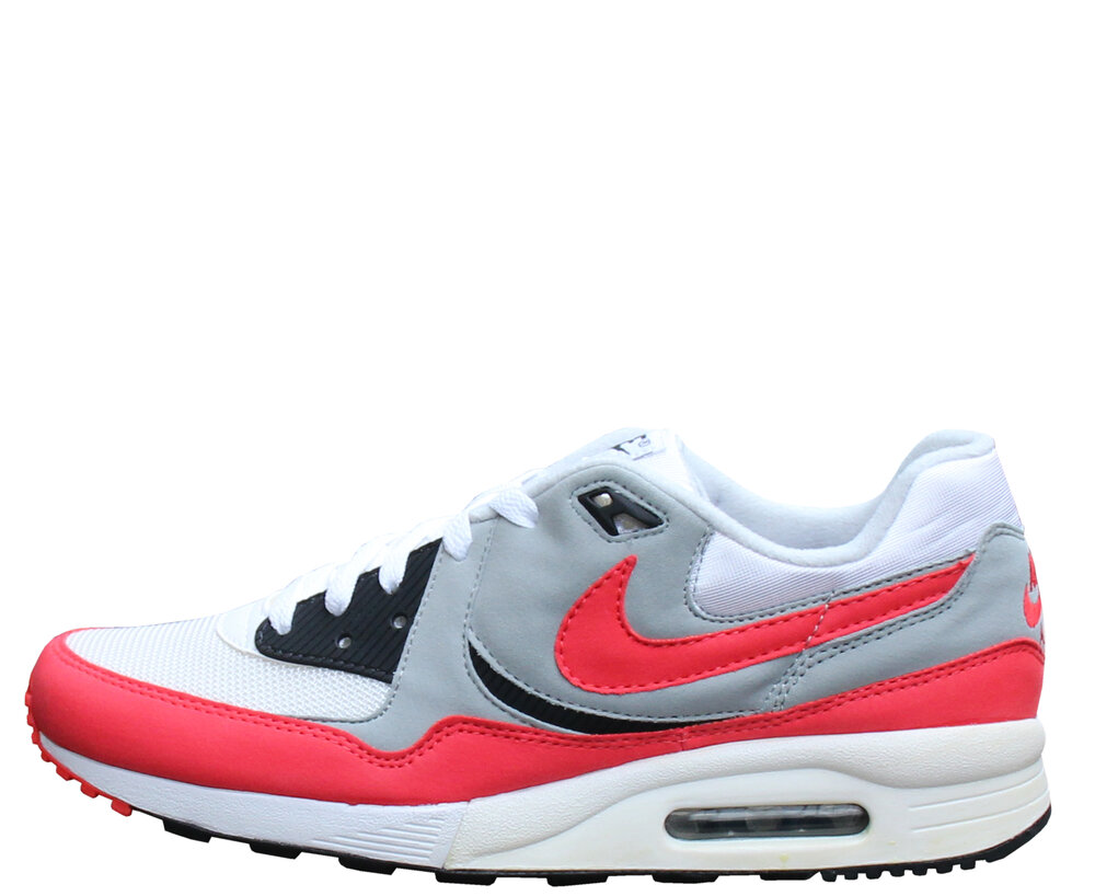 difference between air max 9 and air max 9 essential