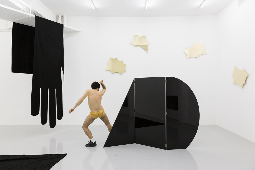 Installation view, Jacopo Miliani, A Slow Dance Without Name, Kunsthalle Lissabon