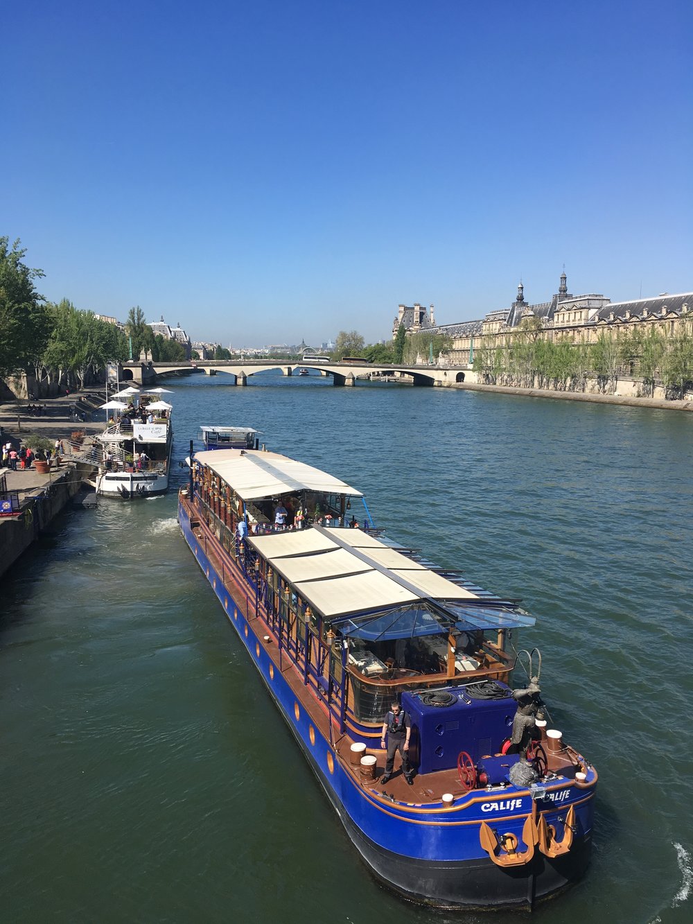  Seine river from the left bank 