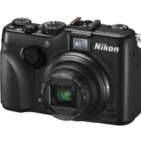 Nikon P7100 front