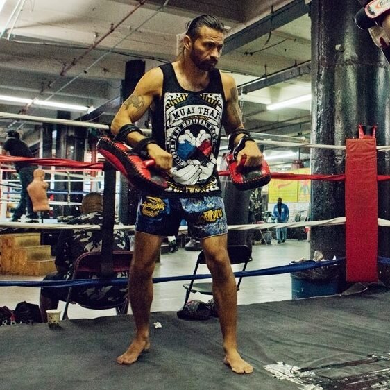 Fairtex Muay Thai Boxing Kick Pads Lightweight KPLC5 