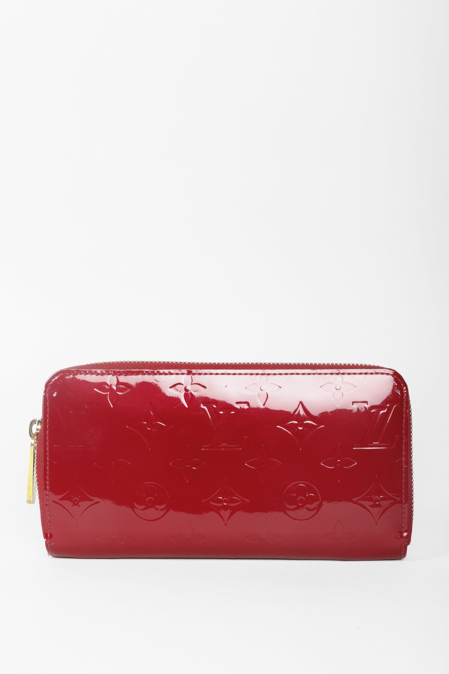 Louis Vuitton Monogram Vernis Red Zippy Wallet — BLOGGER ARMOIRE