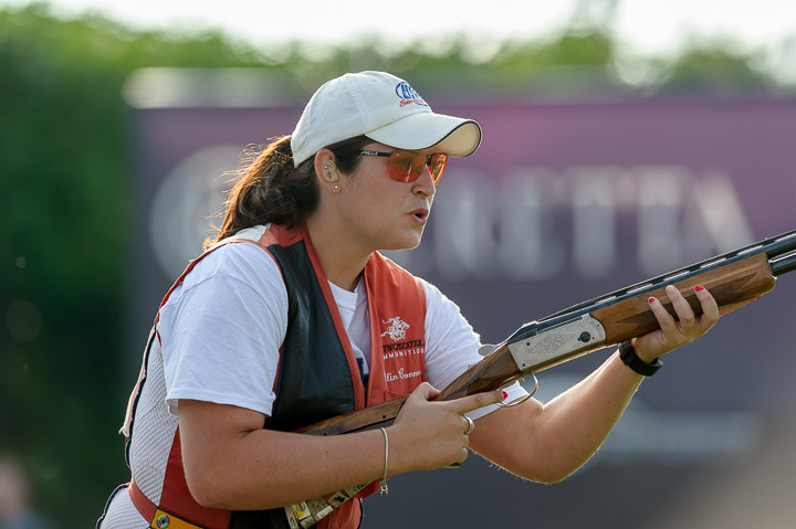 Caitlin Connor - Silver Medal at World Championship - Wears the Pilla 580 with prescriptive lenses. 