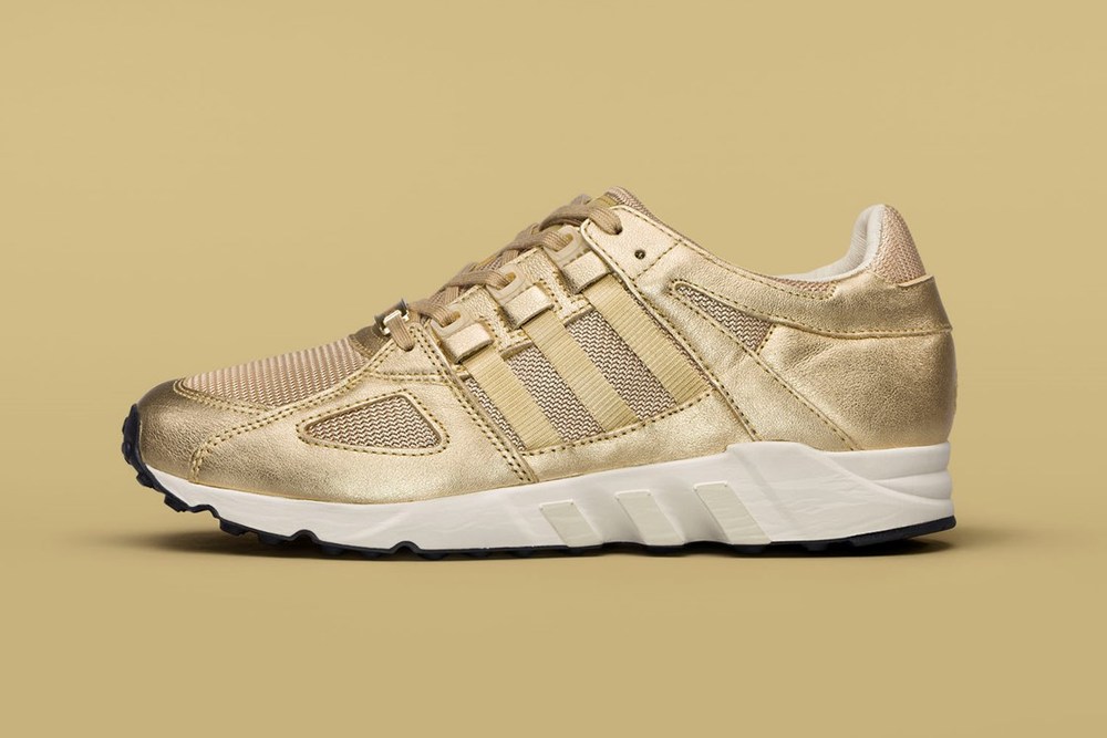 adidas gold running shoes