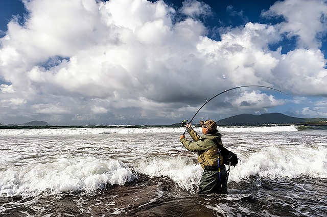 Long range lure fishing into heavy surf conditions - are plenty of us  missing a trick here? — Henry Gilbey