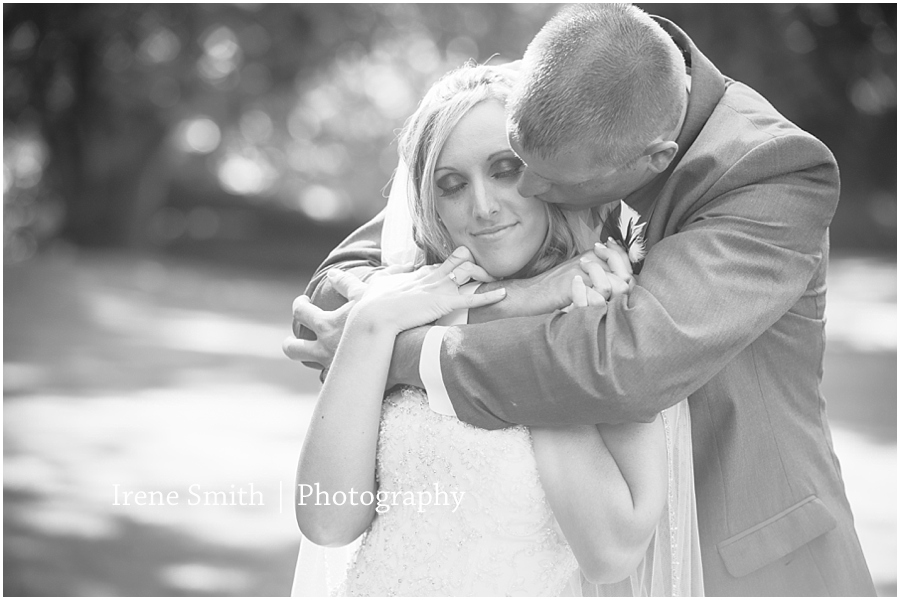 Cambridge Springs-Pennsylvania-Engagement-Wedding-Photography_0015