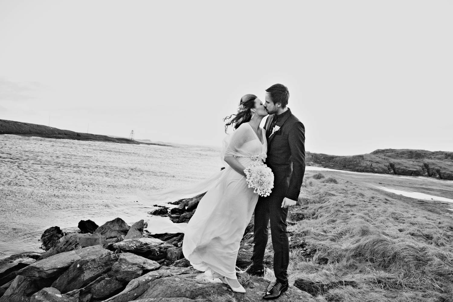 RivetsAndRoses, Norwegian Wedding, DesireeMostad, Siw og Jan Frode, Stavanger, Norge, International Wedding Photographer, North Sea, Leila Hafzi, TV2